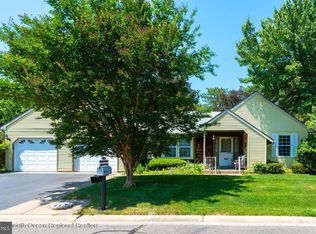 79 Sunset Rd, Whiting, NJ 08759