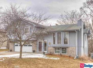 1707 Thurston Ave, Bellevue, NE 68005