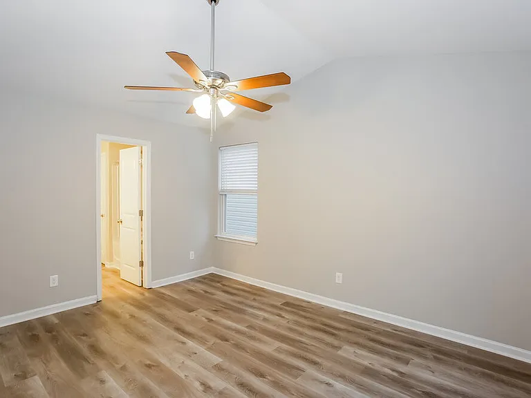 3202 Kayla Ln — Photo 9