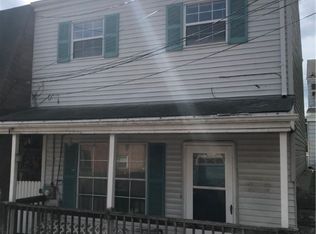 322 Gildenfenny St, Pittsburgh, PA 15215
