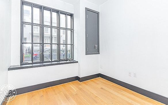 1st image of 82 Jefferson St #3N