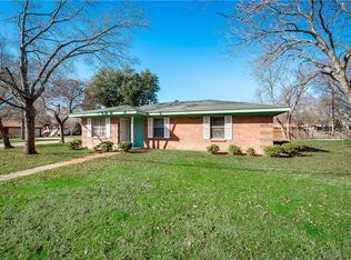 814 W Baldridge St, Ennis, TX 75119