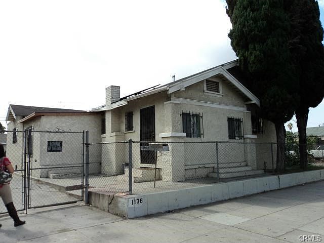 1st image of 1136 W Florence Ave