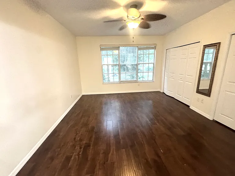 2800 Countryside Blvd #1-33 — Photo 5