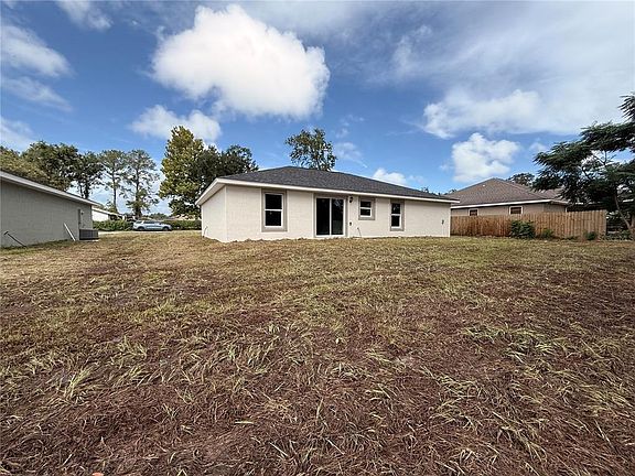 3rd image of 13765 SE 40TH TERRACE
