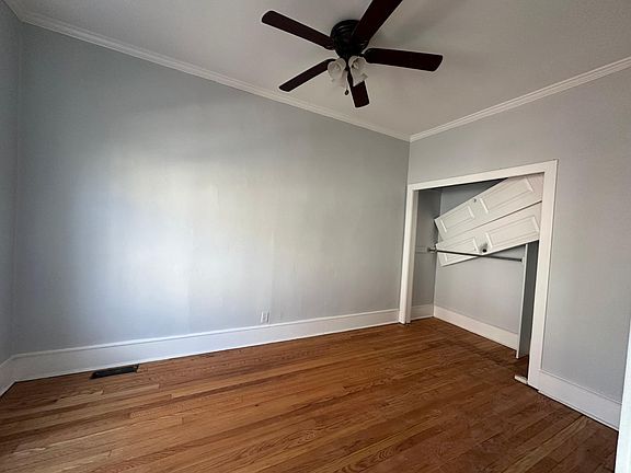 3rd image of 5620 N Winthrop Ave APT 1F