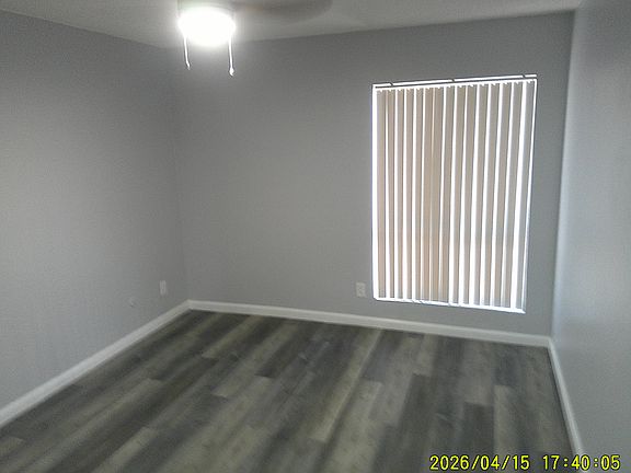 4th image of 1440 Hemlock Ave #C