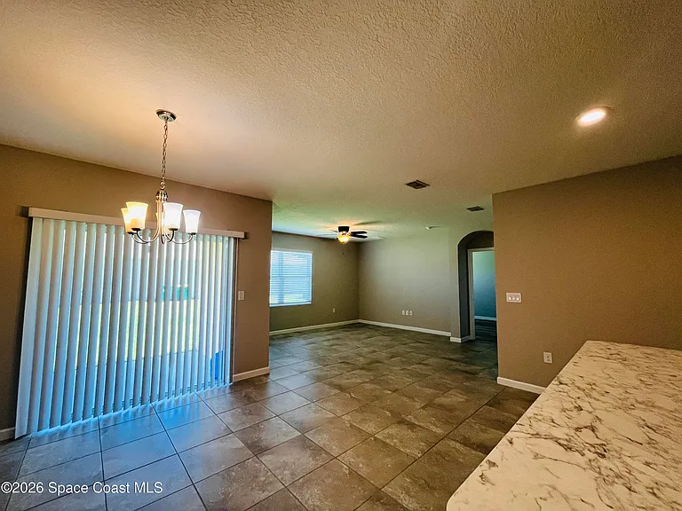 420 Sorrento Dr — Photo 7