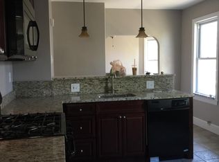82 Glover Ave, Quincy, MA 02171