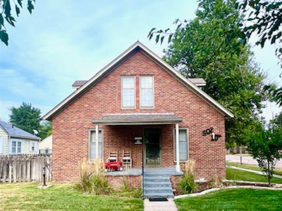 1st image of 502 N 10th St