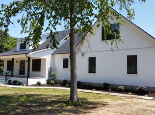 152 Stanavage Rd, Colchester, CT 06415