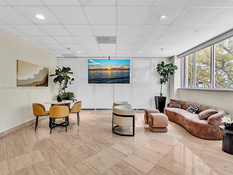 6422 Collins Ave #701 — Photo 47