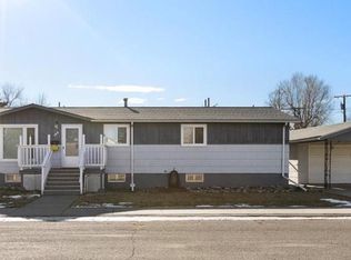 108 W 9th St, Hardin, MT 59034