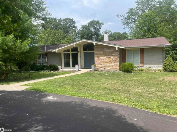 1003 Westwood Dr, Mount Pleasant, IA 52641