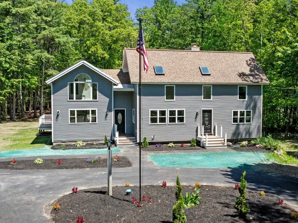 20 Hawkewood Road, Sandown, NH 03873