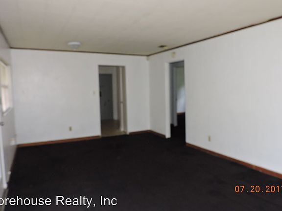 3rd image of 115 Bethune Dr