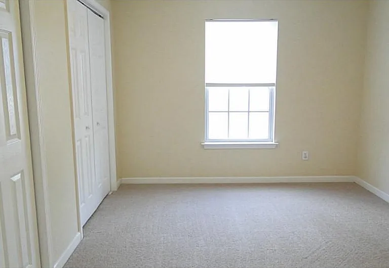 9535 Lee Cir #A — Photo 3