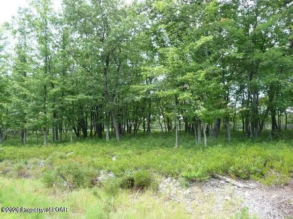Erii 397 8 Crooked Stick Ln, Hazleton, PA 18202