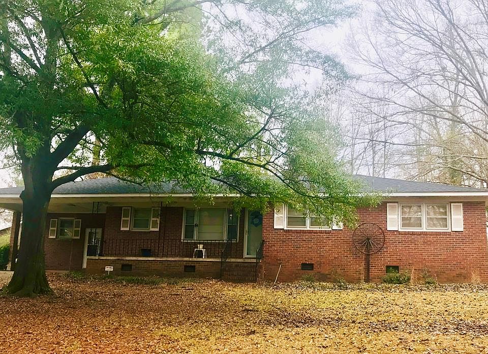 1st image of 414 Beechwood Cir