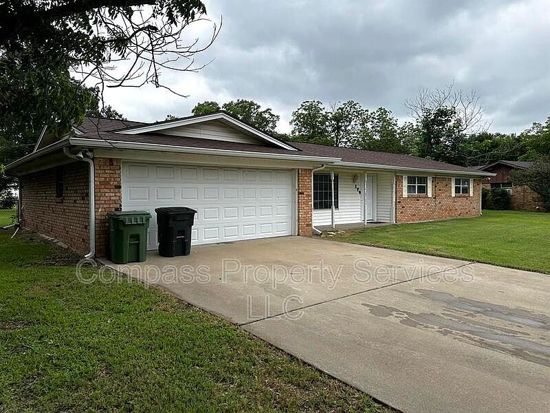 1st image of 179 Weldon Dr #179