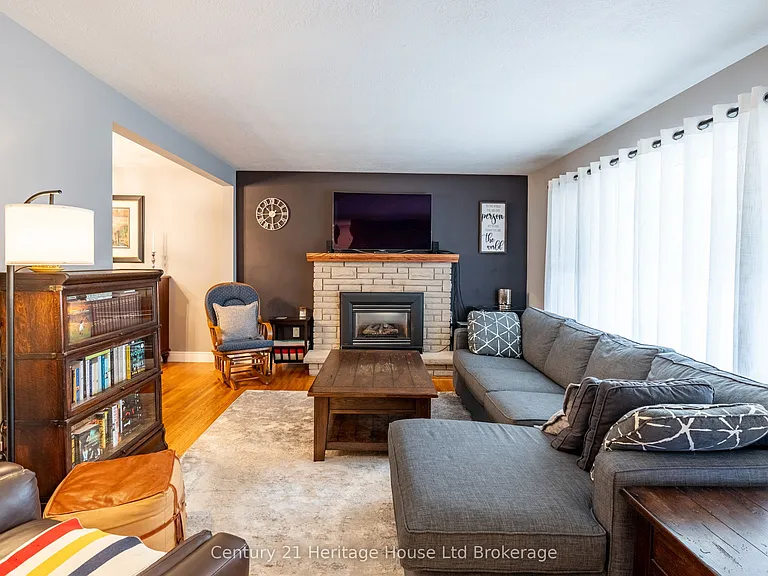 93 James Ave — Photo 7