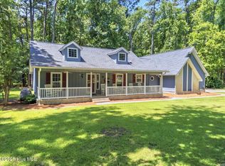 2 Pinewood Dr, Carolina Shor, NC 28467