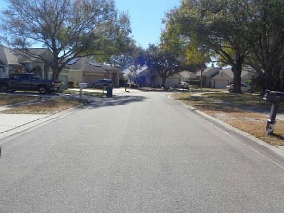 Exterior Neighborhood (street photo)