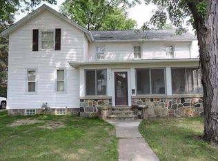 410 N Ann Arbor St, Saline, MI 48176