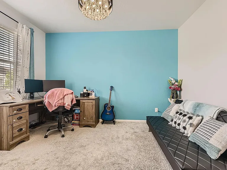 17457 Springfield Dr — Photo 12