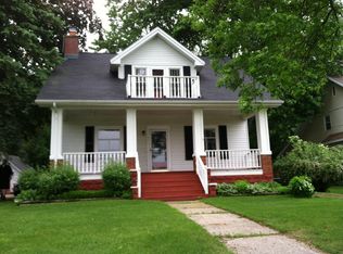 377 S Main St, Cottage Grove, WI 53527