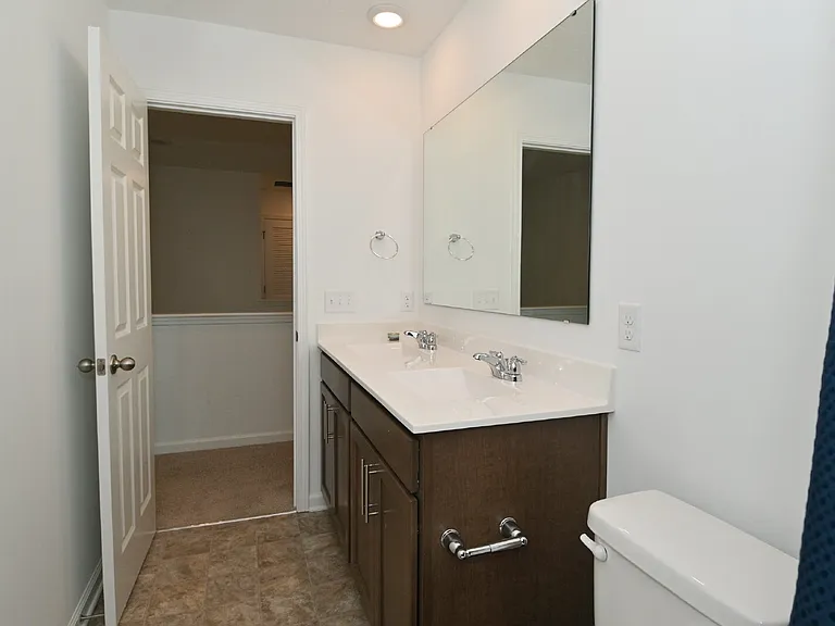 7348 Deerberg Dr — Photo 46