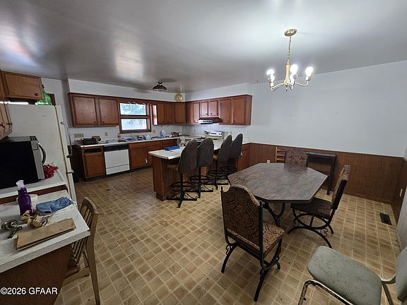 2nd image of 1702 20th Ave S