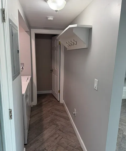 2605 Carleton Ln — Photo 24