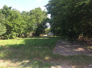 920 W 9th St, Bonham, TX 75418