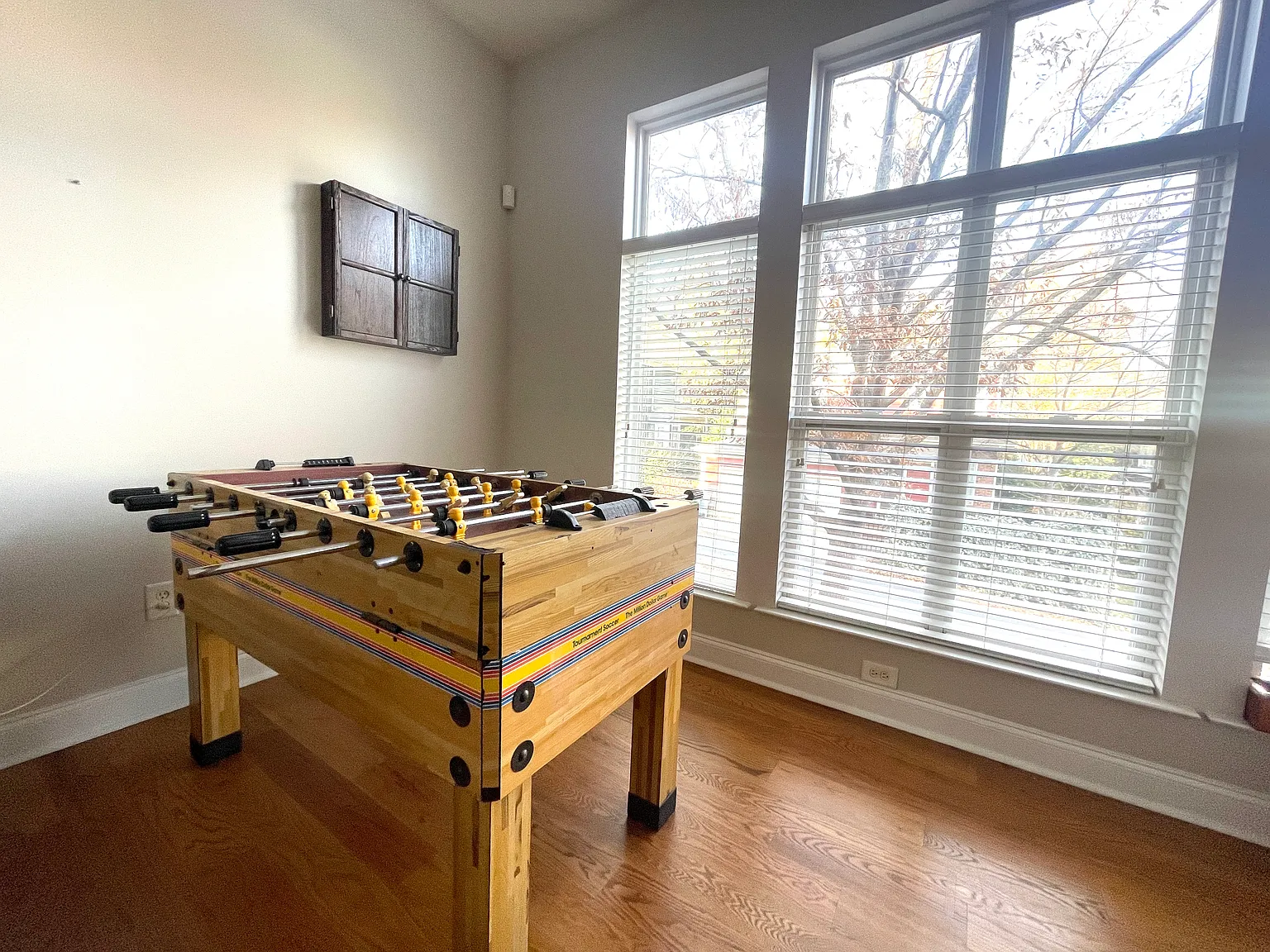 2 bed, 1300 sqft, $3,200 — Photo 4