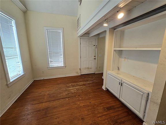 3rd image of 901 Hargrove Rd APT 32