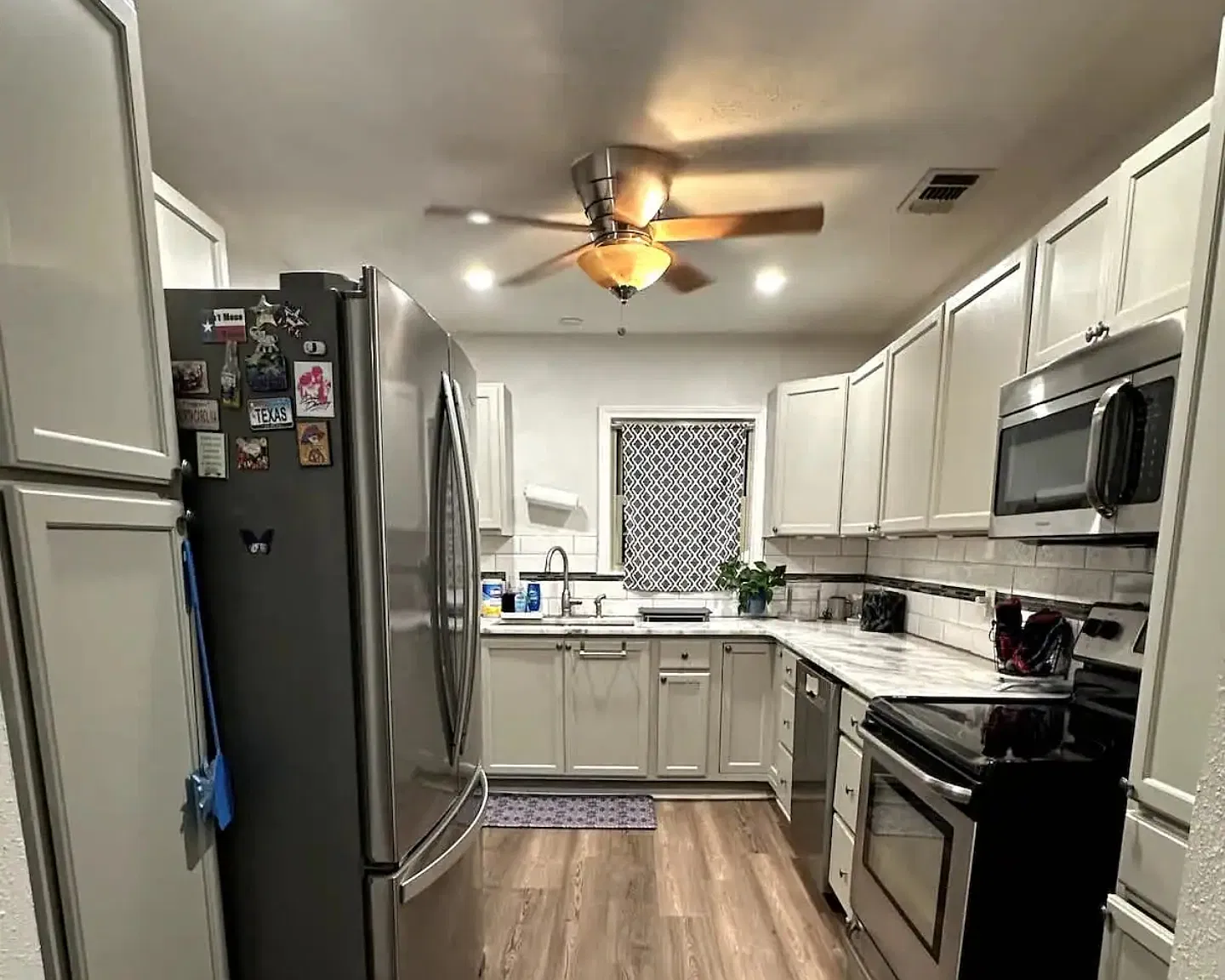 3 bed, 1192 sqft, $1,400 — Photo 2