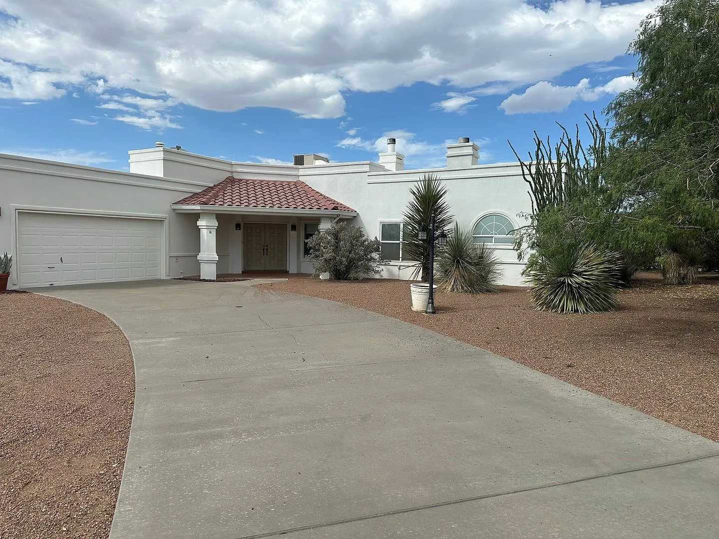 Spacious Las Cruces Home with Comfortable Living & Great Location — Photo 2