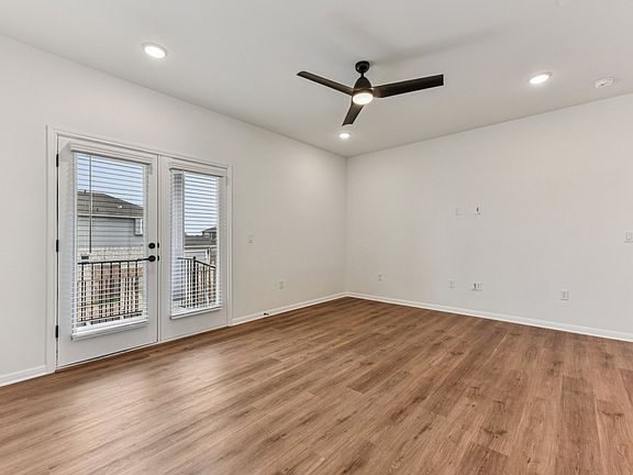 8-web-or-mls-7806 Ella Lee Ln-S1401-008
