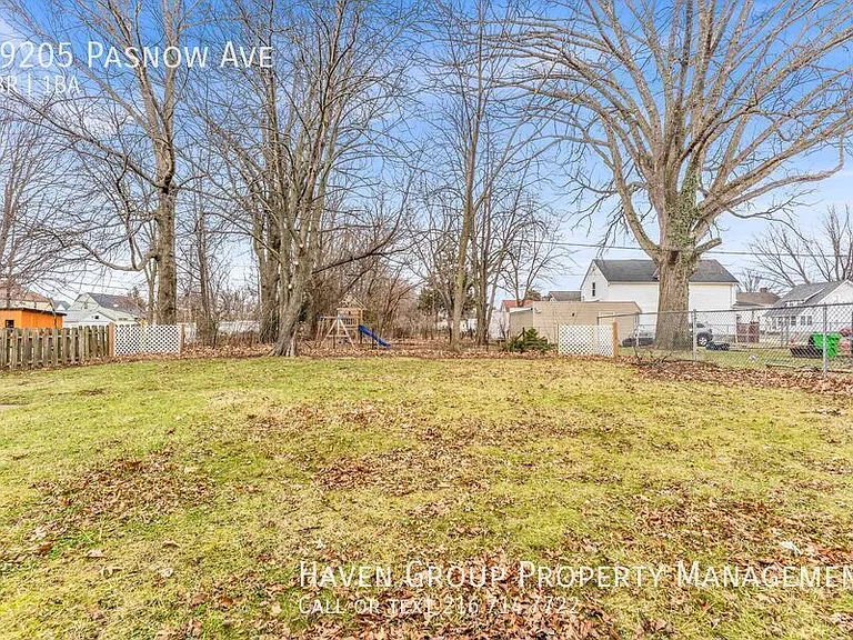 19205 Pasnow Ave — Photo 23