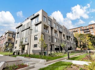 3562 Colonial Dr #23, Mississauga, ON L5L0C1