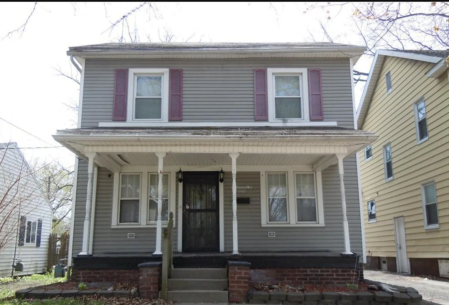1725 Talbot St photo 1