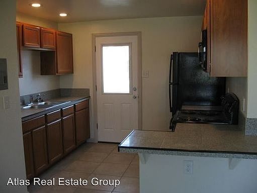 1st image of 1550 Uinta St