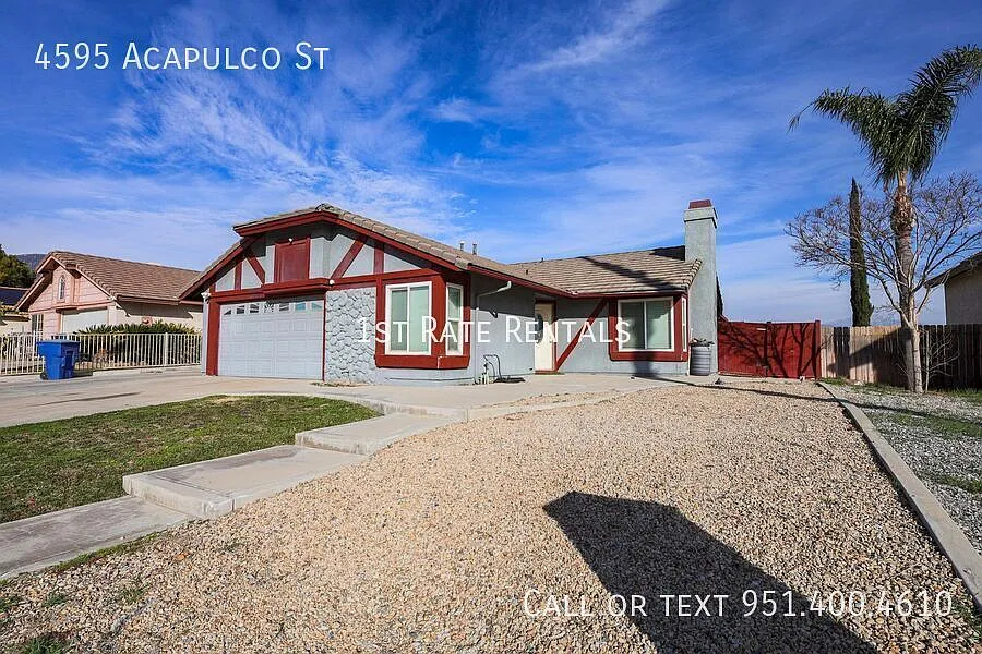 Building Photo - 4595 Acapulco St