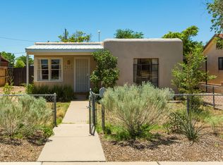 910 Headingly Ave NW, Albuquerque, NM 87107