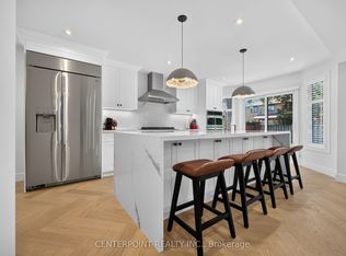 1073 Grandeur Cres, Oakville, ON L6H4B6