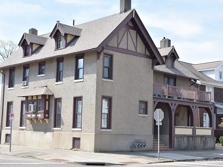 205 W Greene St #B — Photo 5