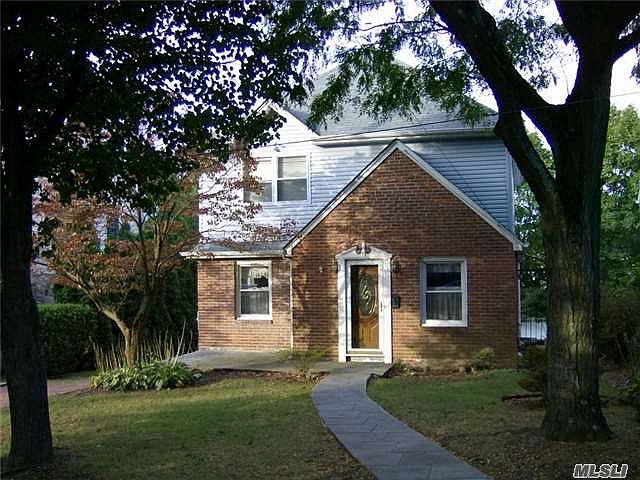 1st image of 85 West Dr