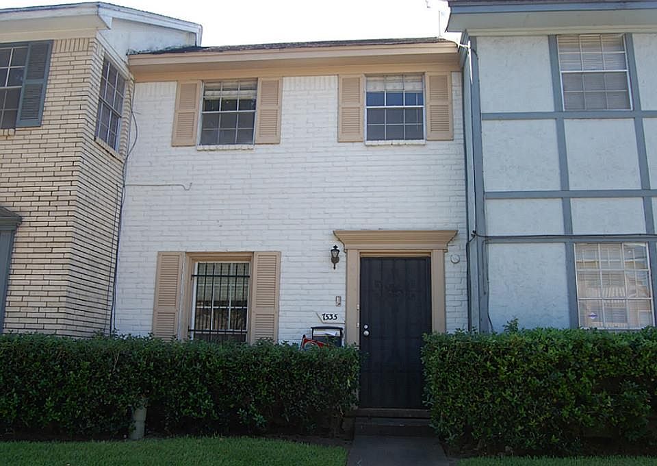 1st image of 7535 Bellerive Dr #6