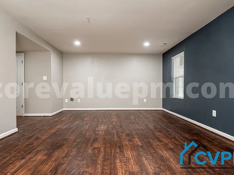 7014 Dannfield Ct — Photo 6